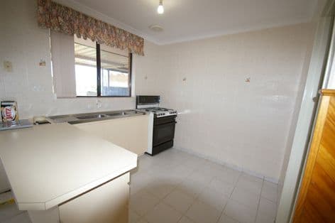 15 Chalice Rise, MIRRABOOKA WA 6061, Mirrabooka - Thumbnail 4