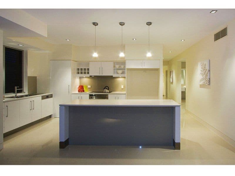 3 'Dee-Ell' 17 Anne Avenue, BROADBEACH QLD 4218, Broadbeach - Thumbnail 5
