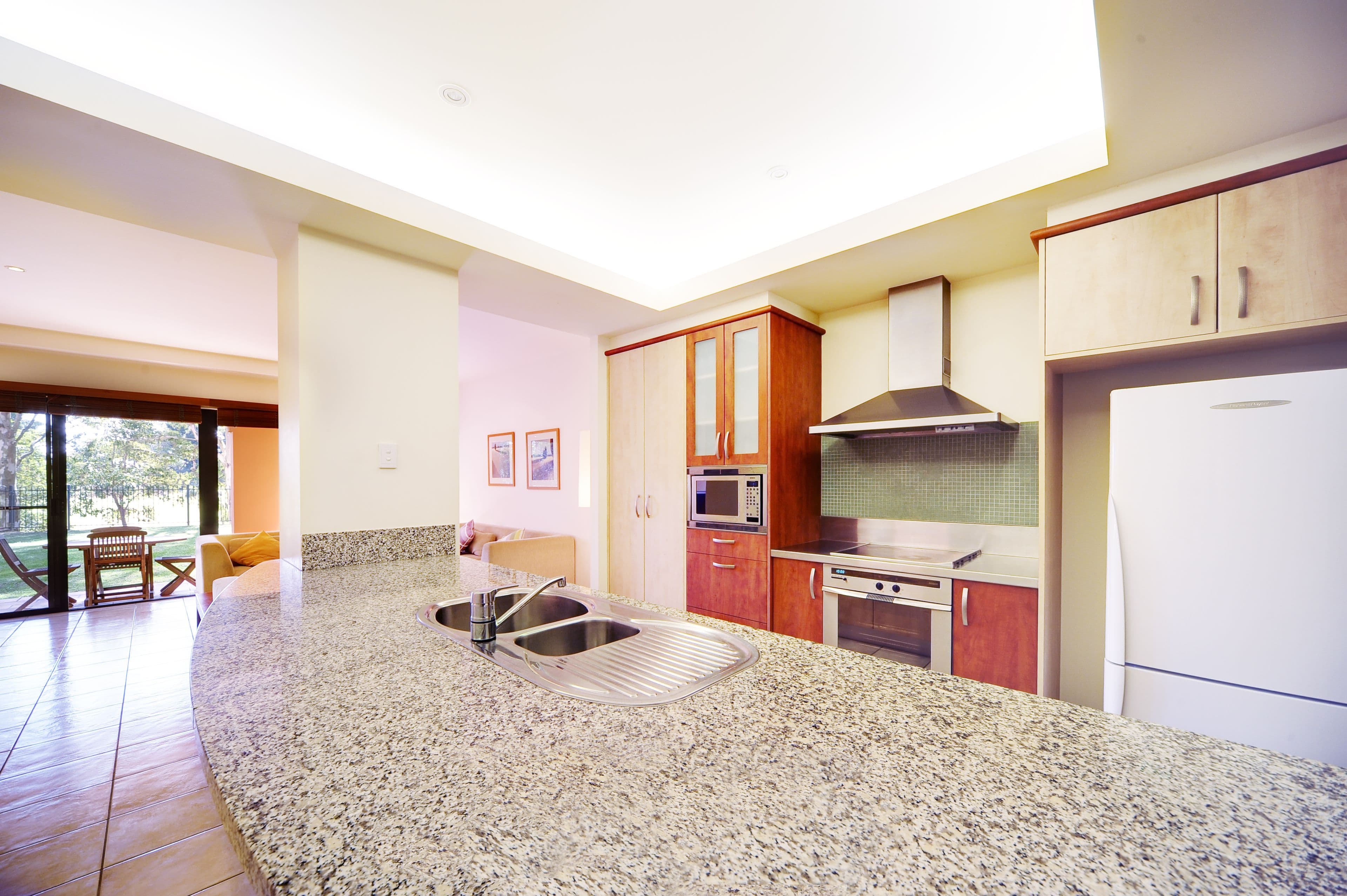3264 Palladian Drive, Hope Island QLD 4212, Hope Island - Thumbnail 4