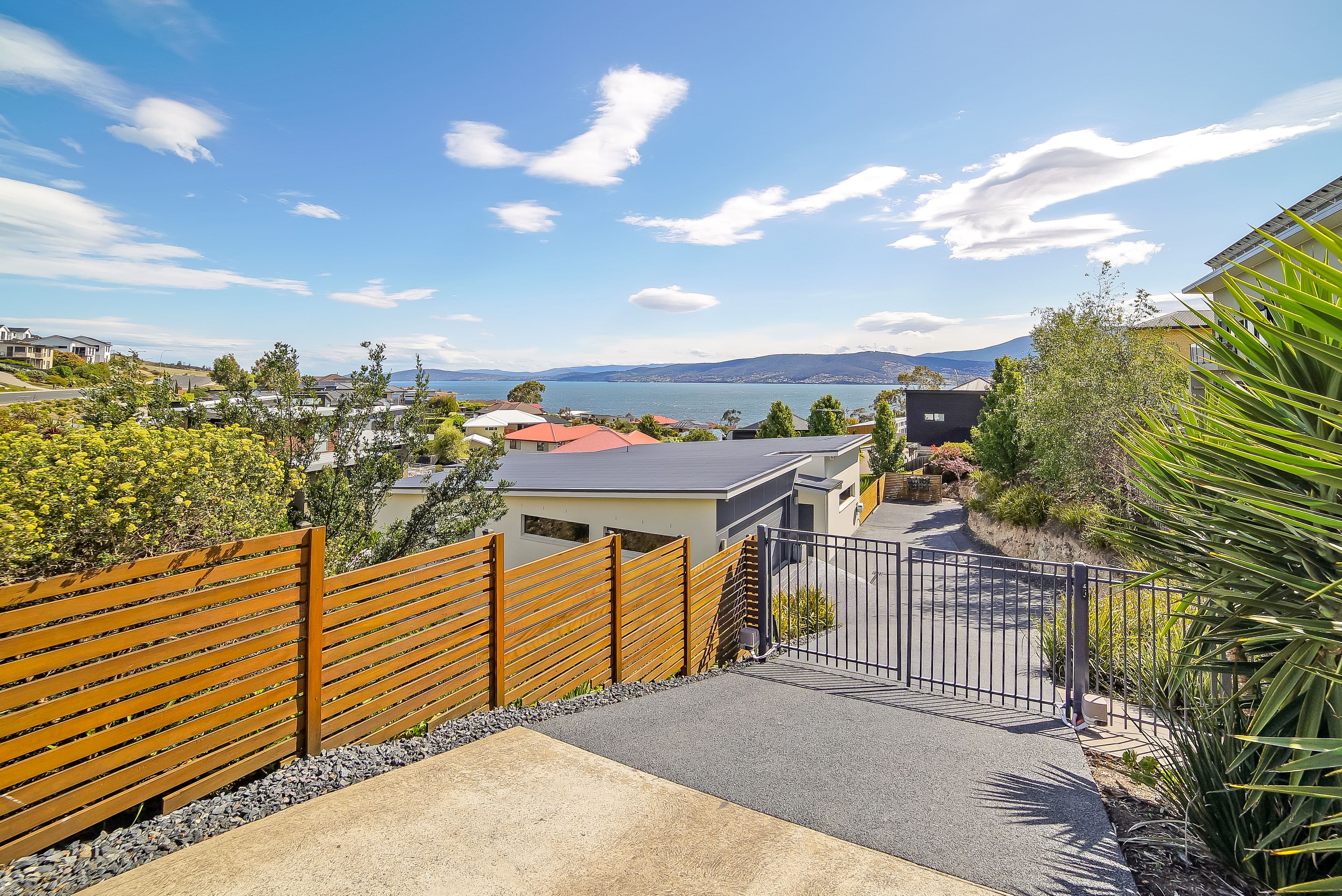 637 Oceana Drive, Tranmere TAS 7018, Tranmere - Thumbnail 3