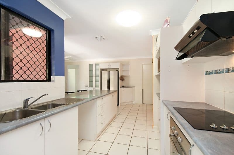 3 Tokara Court, KELSO QLD 4815, Kelso - Thumbnail 2