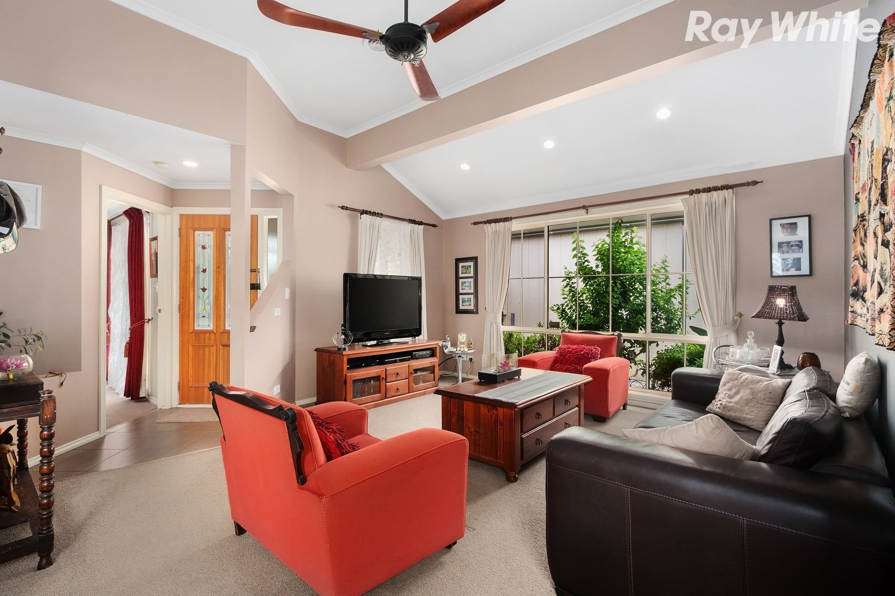 28 Thomas Place, Pakenham VIC 3810, Pakenham - Thumbnail 5