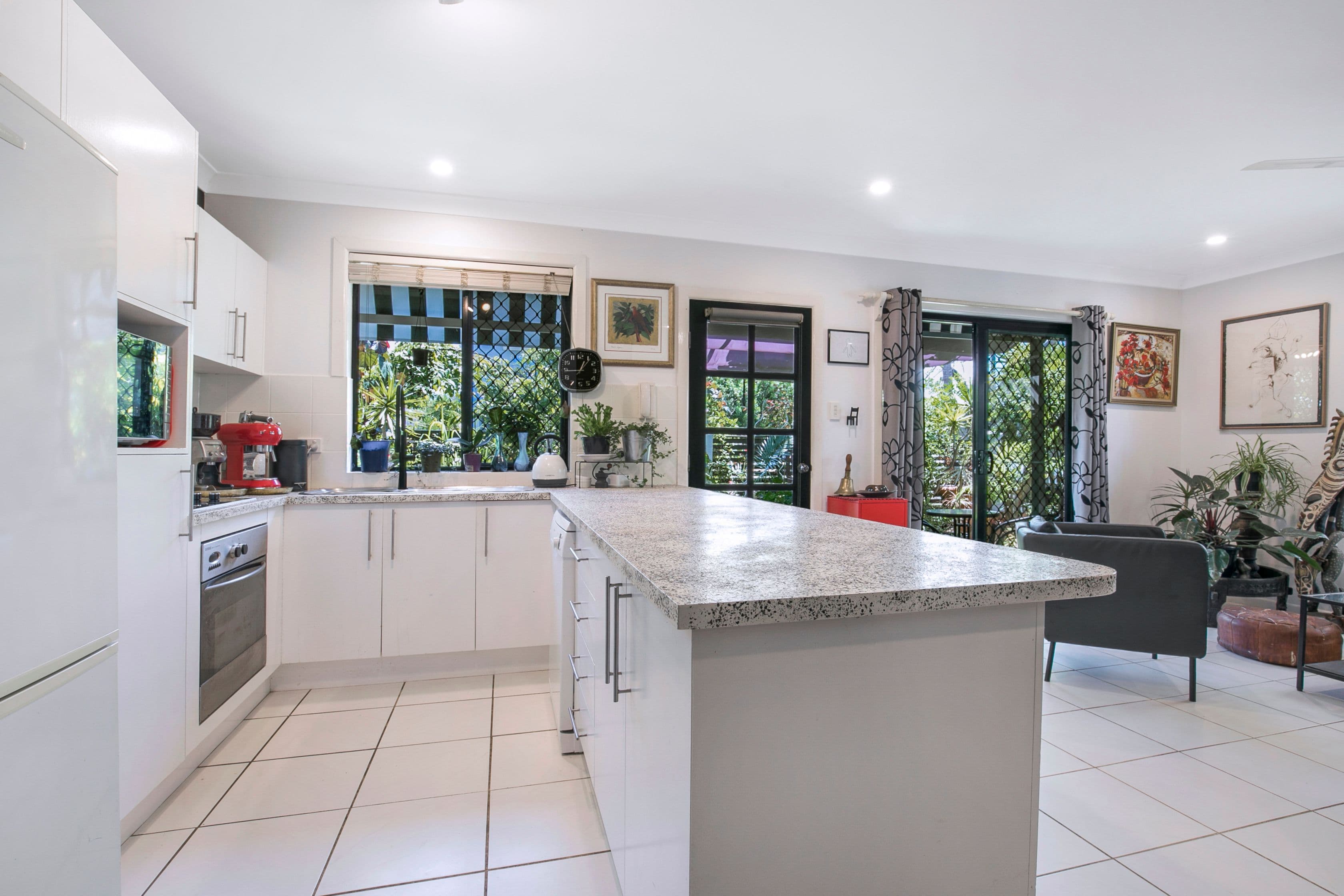 10 Woodcock Street, Scarborough QLD 4020, Scarborough - Thumbnail 3