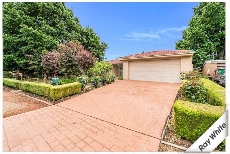 28 Walker Crescent, Jerrabomberra - Image 1