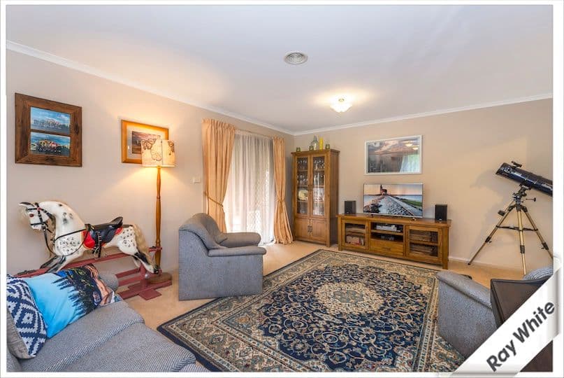 28 Walker Crescent, Jerrabomberra - Thumbnail 2
