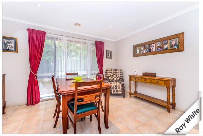 28 Walker Crescent, Jerrabomberra - Thumbnail 4
