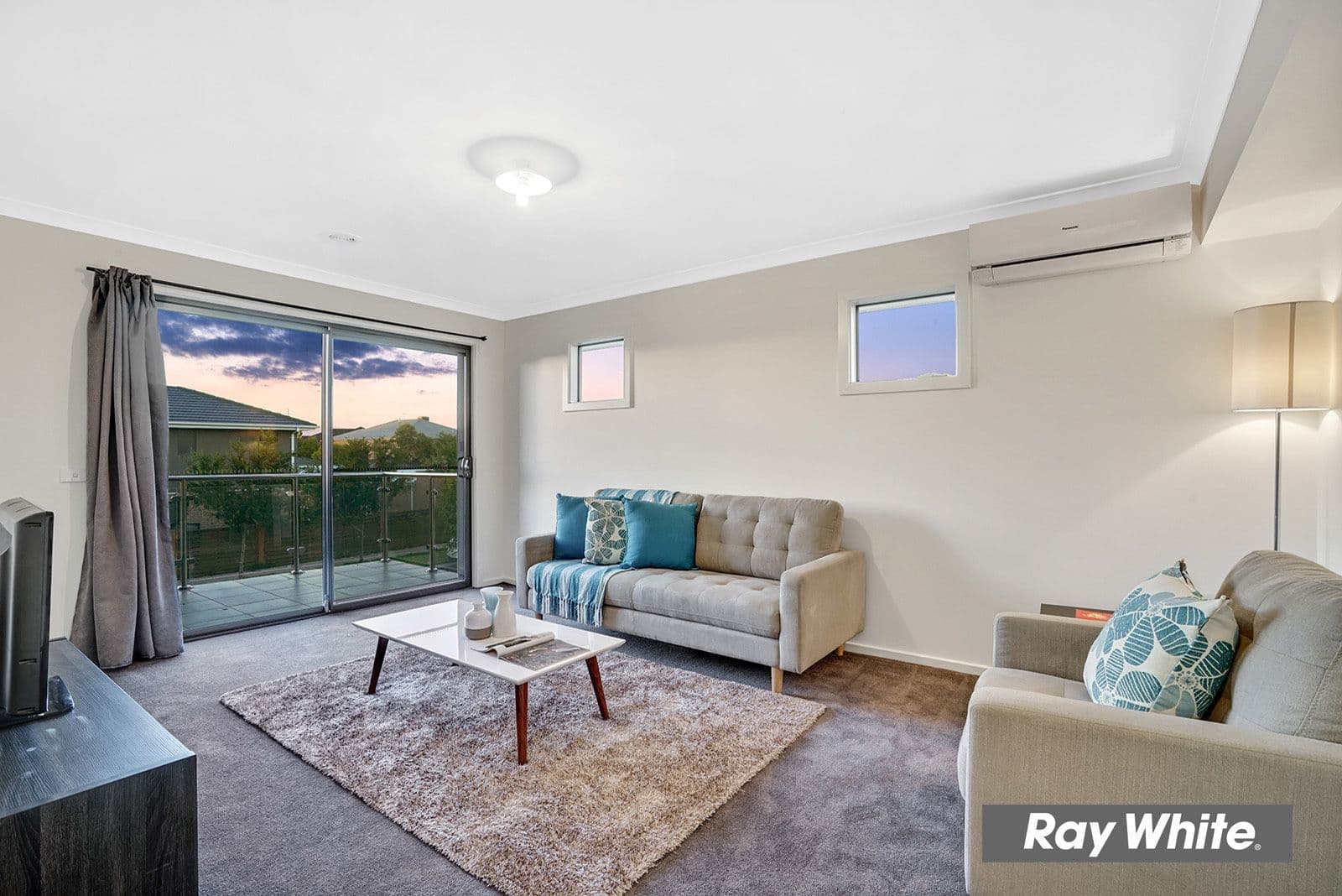 35 Heatherbell Avenue, Point Cook VIC 3030, Point Cook - Thumbnail 6