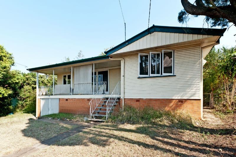 4 McCosker Street, RIVERVIEW QLD 4303, Riverview - Image 1