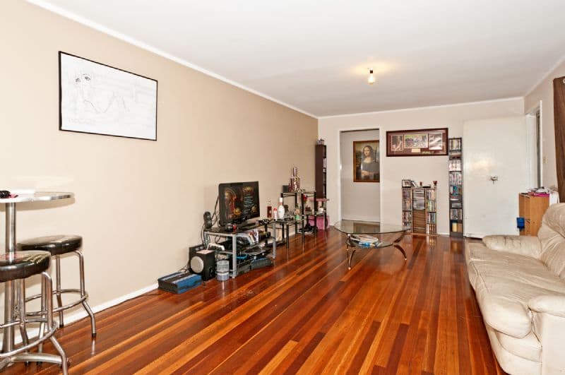 4 McCosker Street, RIVERVIEW QLD 4303, Riverview - Thumbnail 6