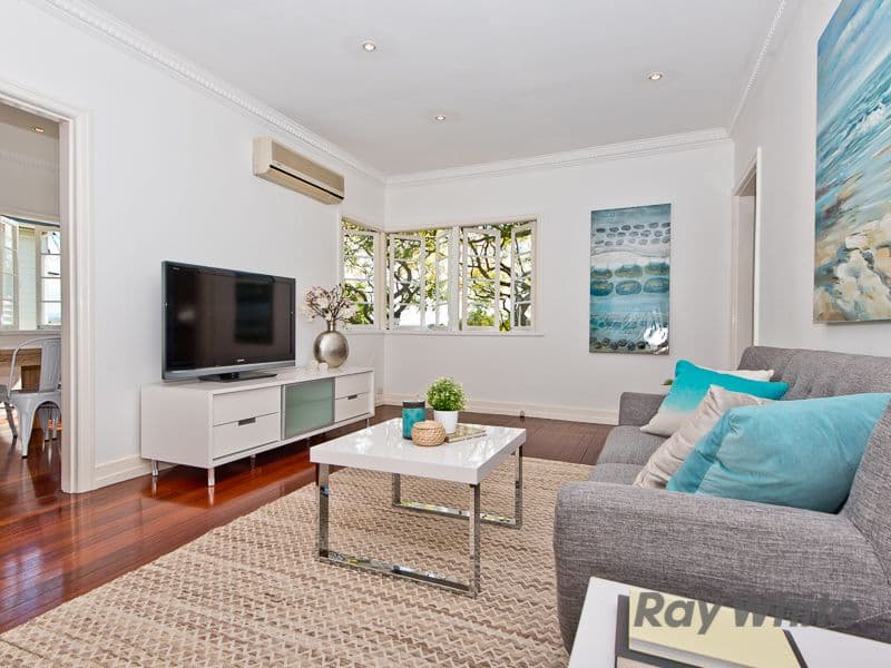 4 Elfreda Street, Alderley QLD 4051, Alderley - Thumbnail 4