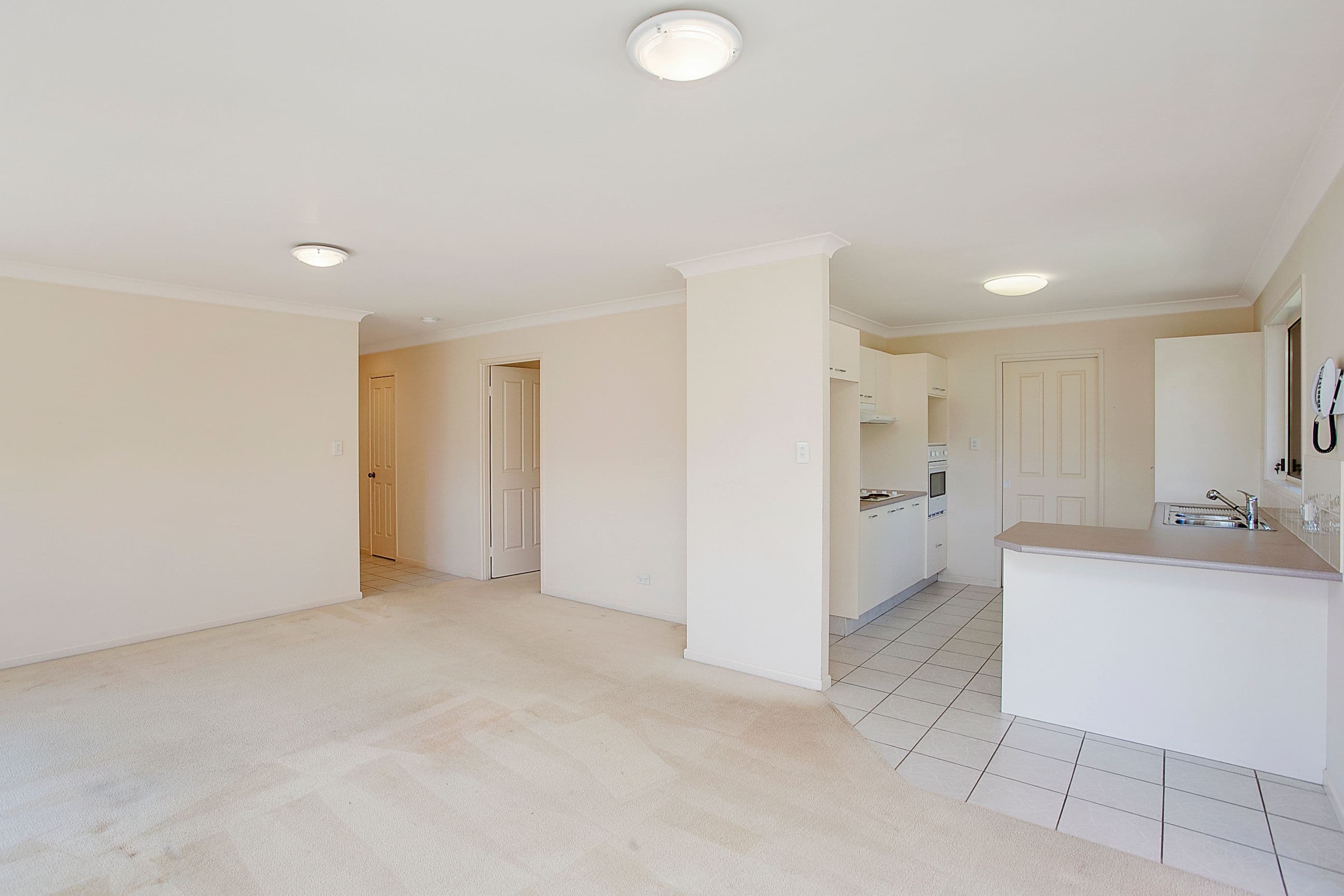 10 Madeline Street, Mudgeeraba QLD 4213, Mudgeeraba - Thumbnail 2
