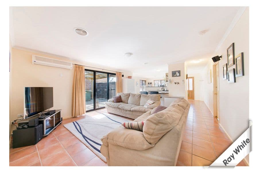 63 Tarrant Crescent, DUNLOP ACT 2615, Dunlop - Thumbnail 5