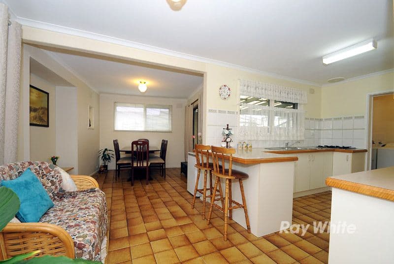 28 Drummond Crescent, ROWVILLE VIC 3178, Rowville - Thumbnail 3