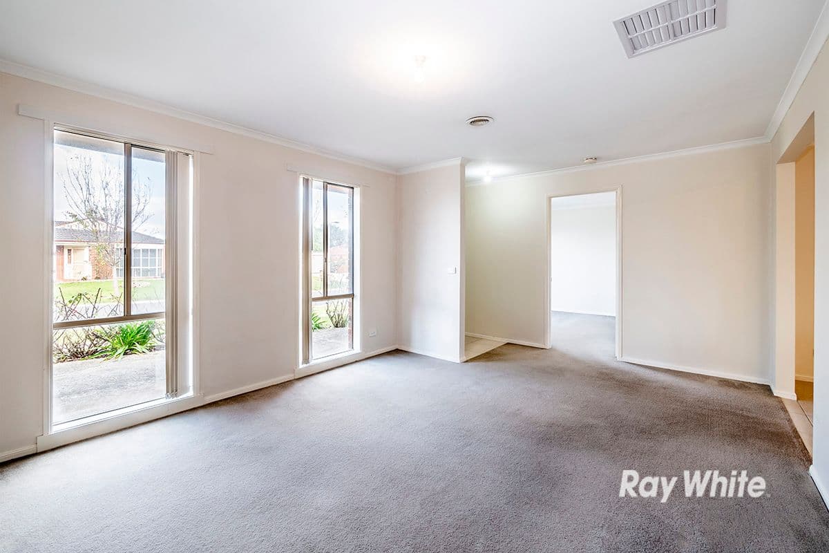 10 Kismet Close, Cranbourne West VIC 3977, Cranbourne West - Thumbnail 4