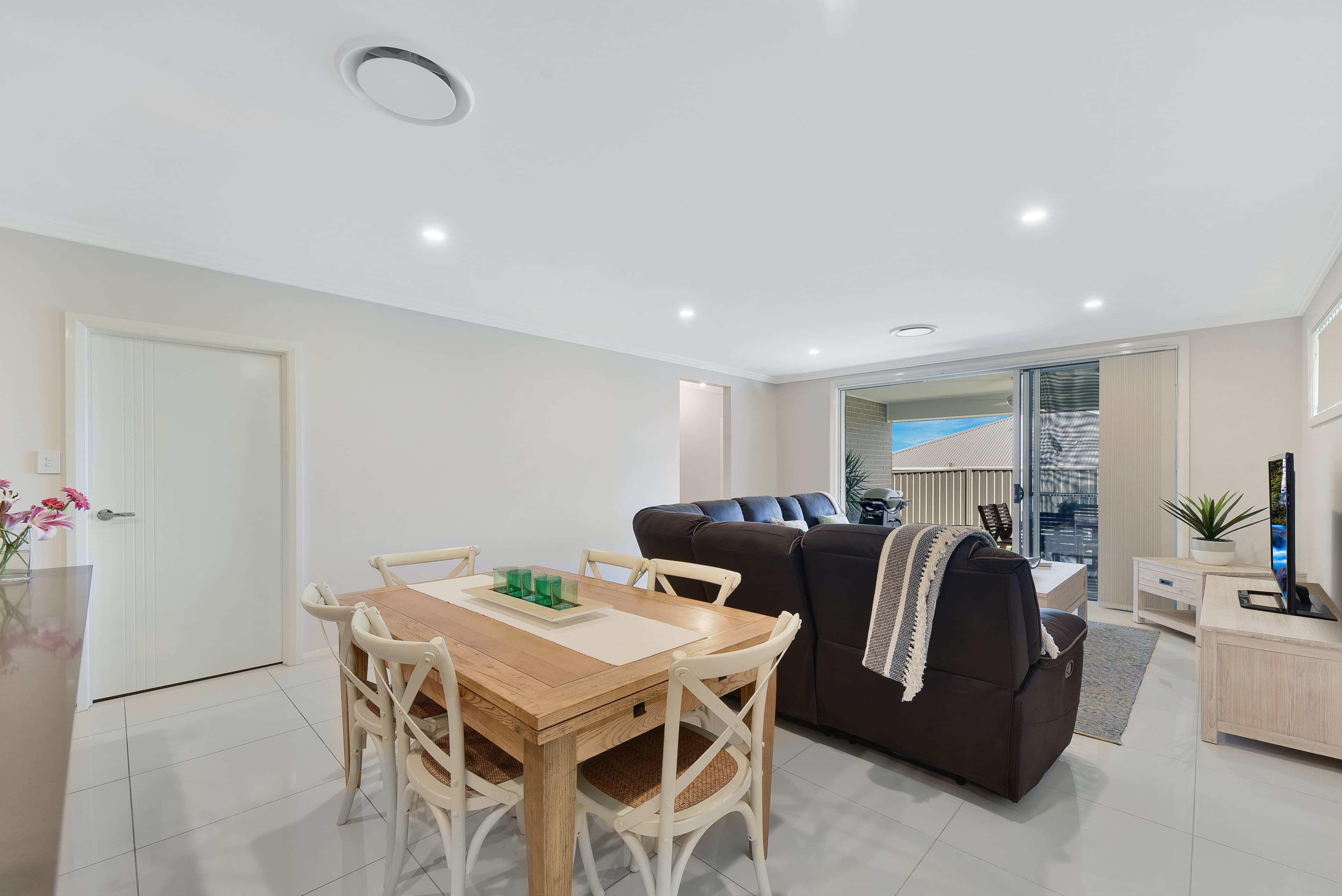 4 Austen Boulevard, Spring Farm NSW 2570, Spring Farm - Thumbnail 3