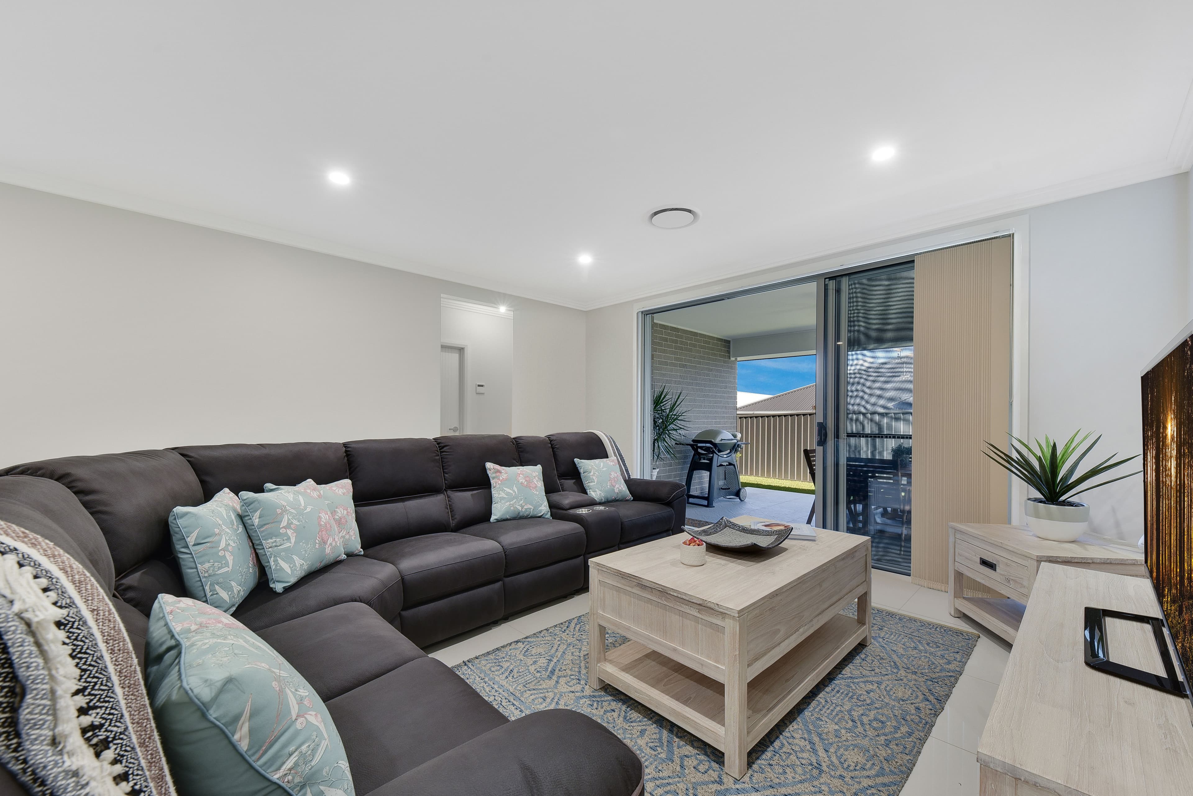 4 Austen Boulevard, Spring Farm NSW 2570, Spring Farm - Thumbnail 5