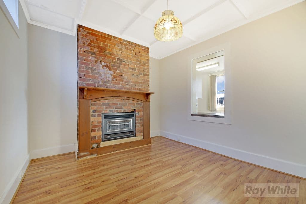 42 Mulwaree Street, Goulburn NSW 2580, Goulburn - Thumbnail 7