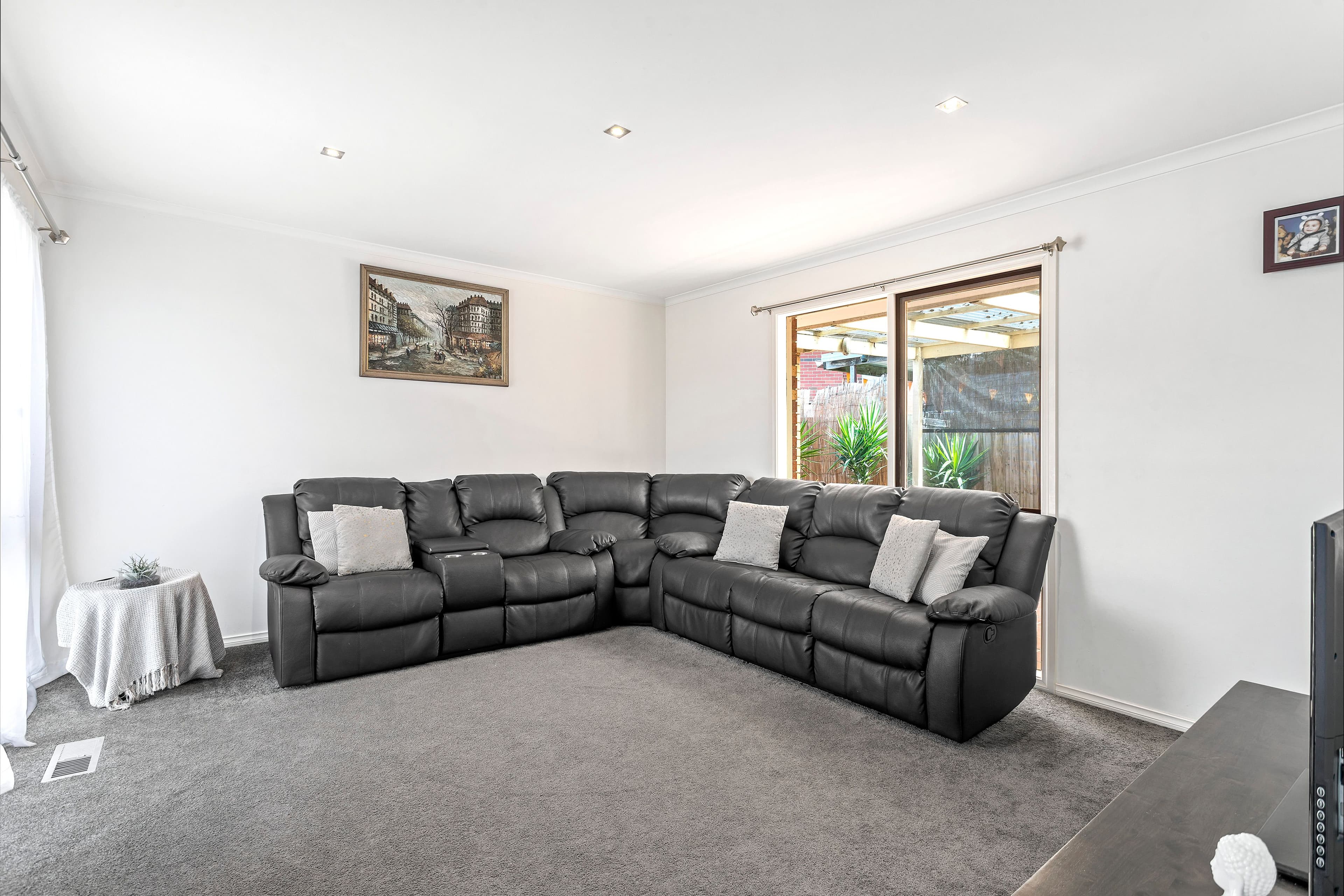 3 Walsh Street, Eltham VIC 3095, Eltham - Thumbnail 2