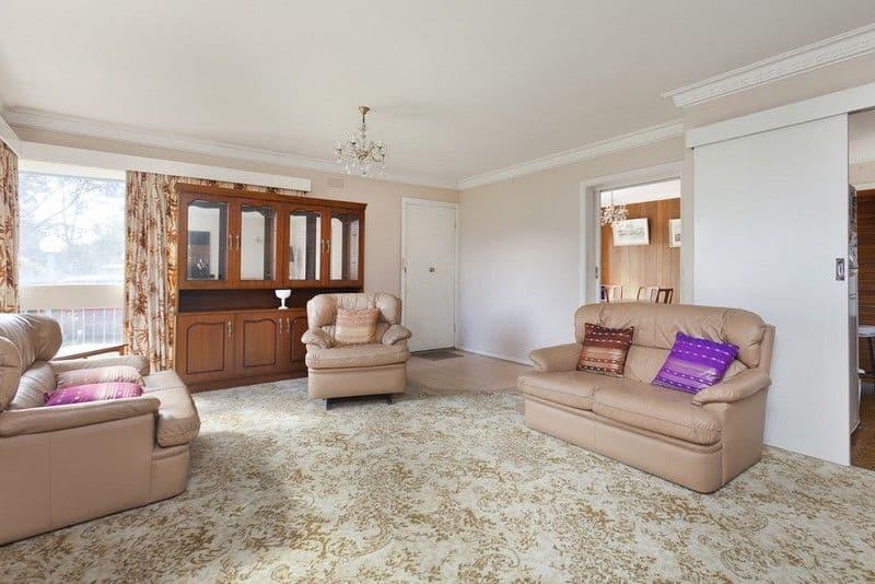 8 Rivette Street, SCORESBY VIC 3179, Scoresby - Thumbnail 2
