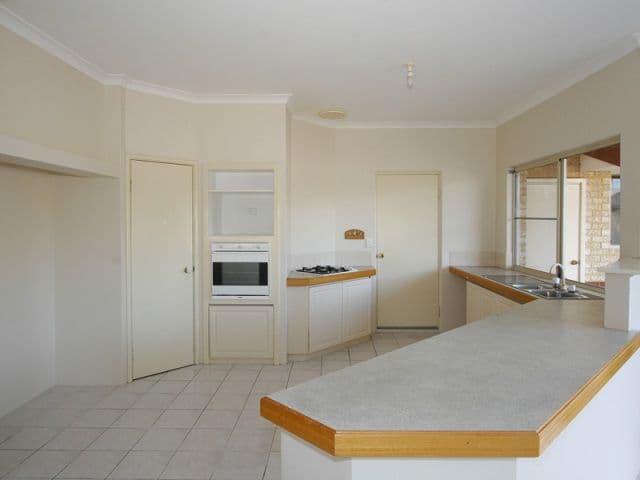 57 Goodwood Way, CANNING VALE WA 6155, Canning Vale - Thumbnail 3