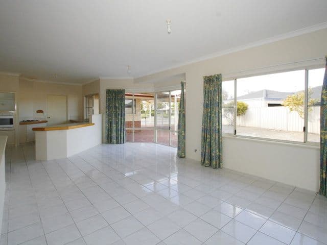 57 Goodwood Way, CANNING VALE WA 6155, Canning Vale - Thumbnail 8