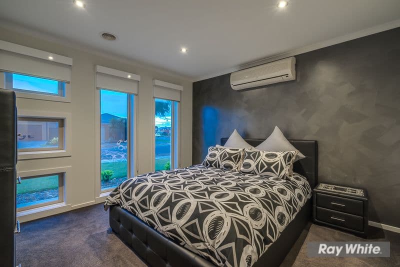 4 Nighthawk Road, Tarneit VIC 3029, Tarneit - Thumbnail 4