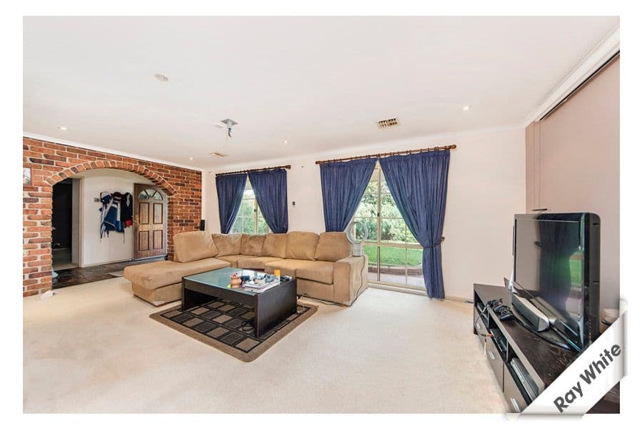 34 Lewis Luxton Avenue, GORDON ACT 2906, Gordon - Thumbnail 2
