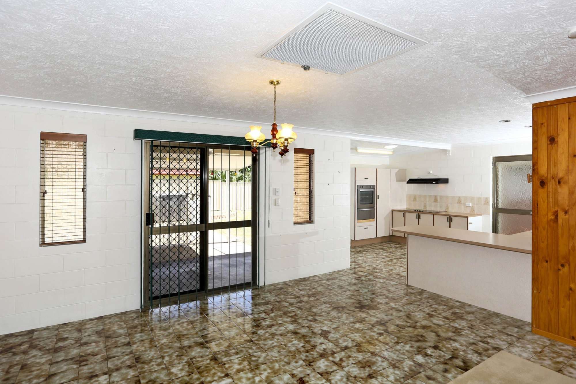32 Kulgun Crescent, KELSO QLD 4815, Kelso - Thumbnail 3