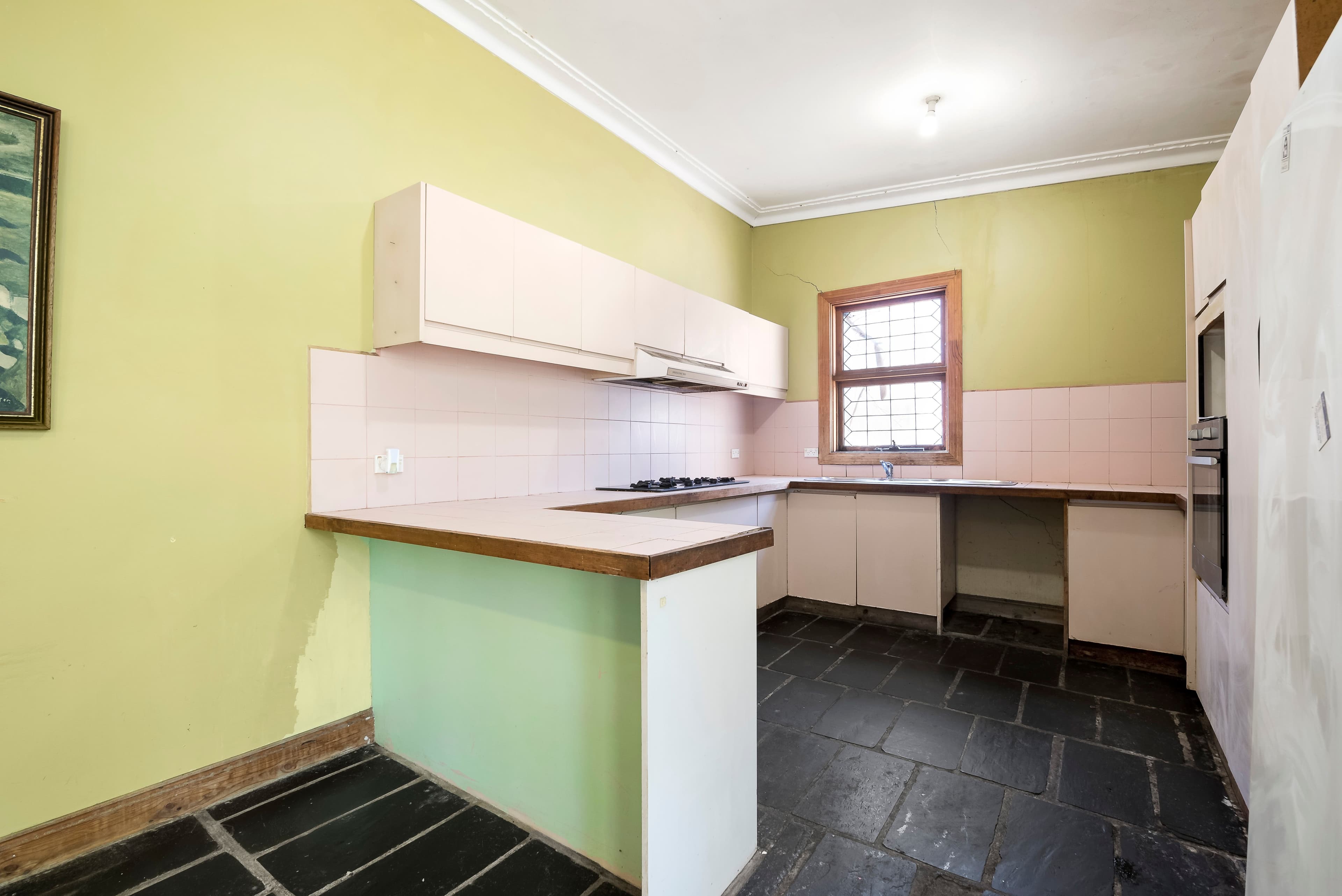 4 Canterbury Street, Hughesdale VIC 3166, Hughesdale - Thumbnail 3