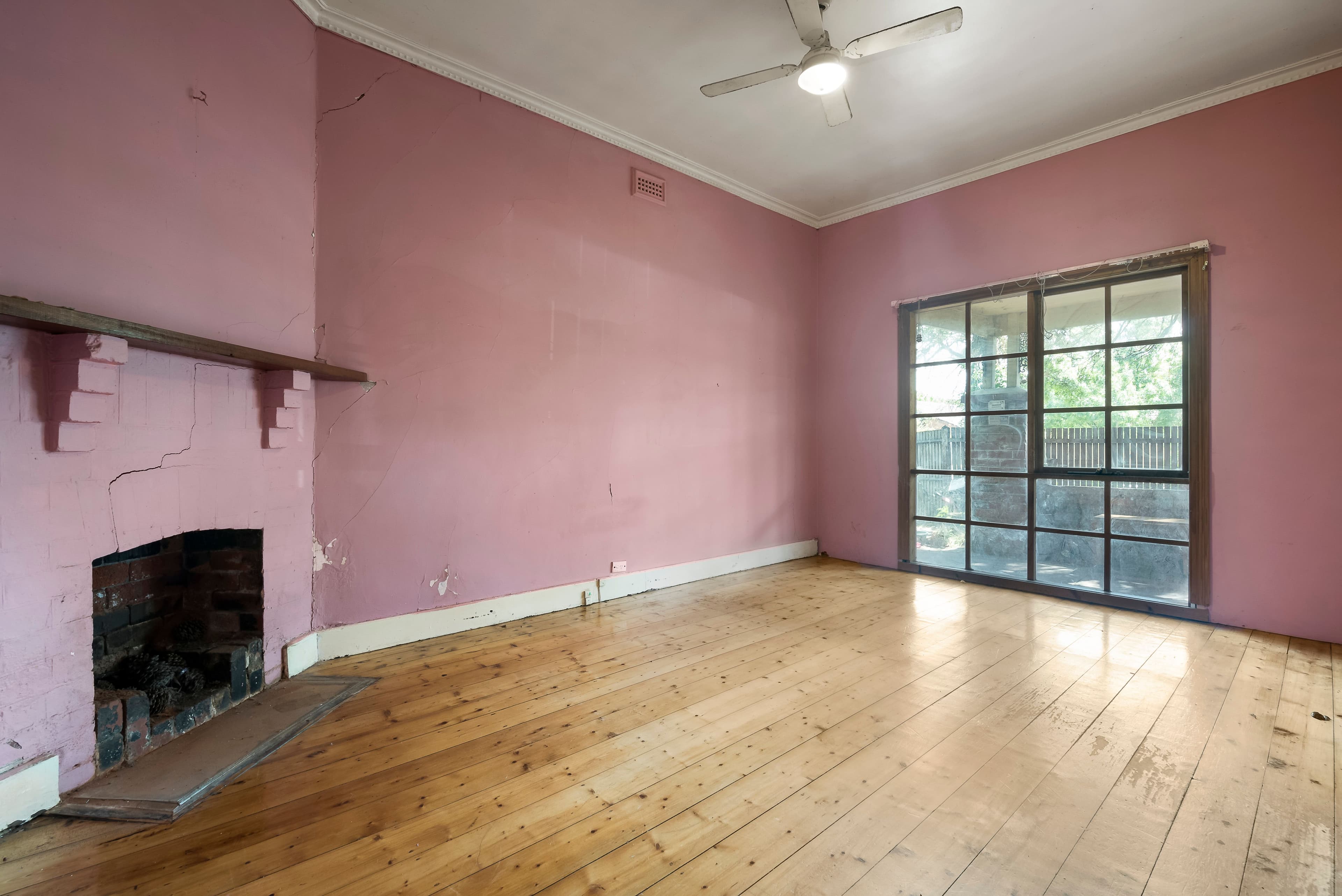 4 Canterbury Street, Hughesdale VIC 3166, Hughesdale - Thumbnail 4
