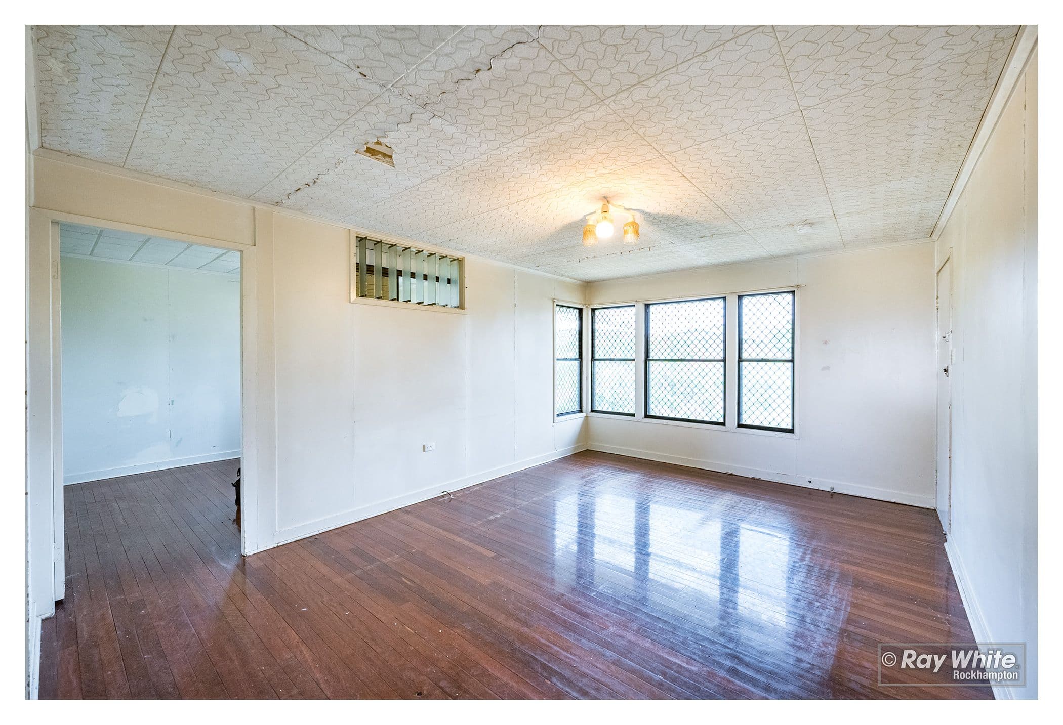 10 Wambool Street, West Rockhampton QLD 4700, West Rockhampton - Thumbnail 8