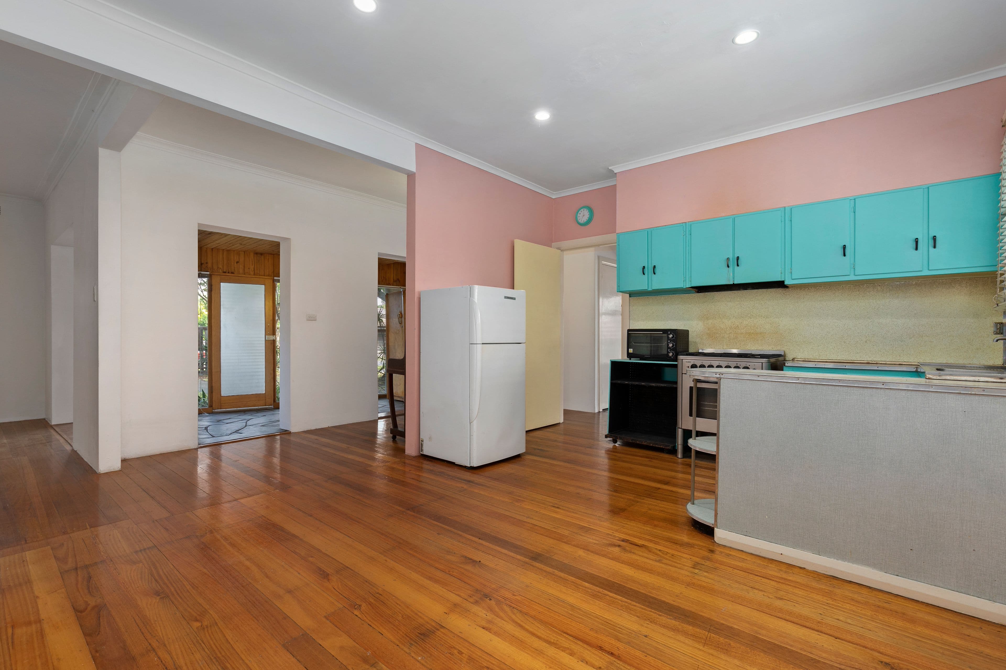 26 Mena Avenue, Cheltenham VIC 3192, Cheltenham - Thumbnail 4