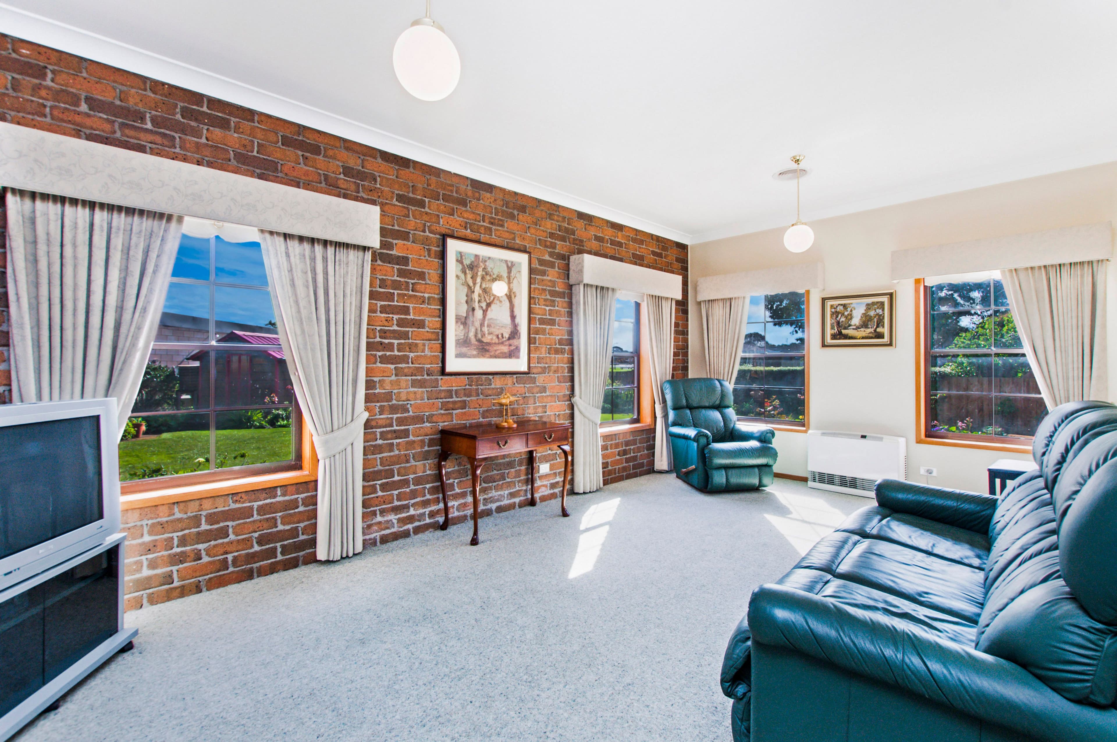 8 Truro Court, Warrnambool VIC 3280, Warrnambool - Thumbnail 2