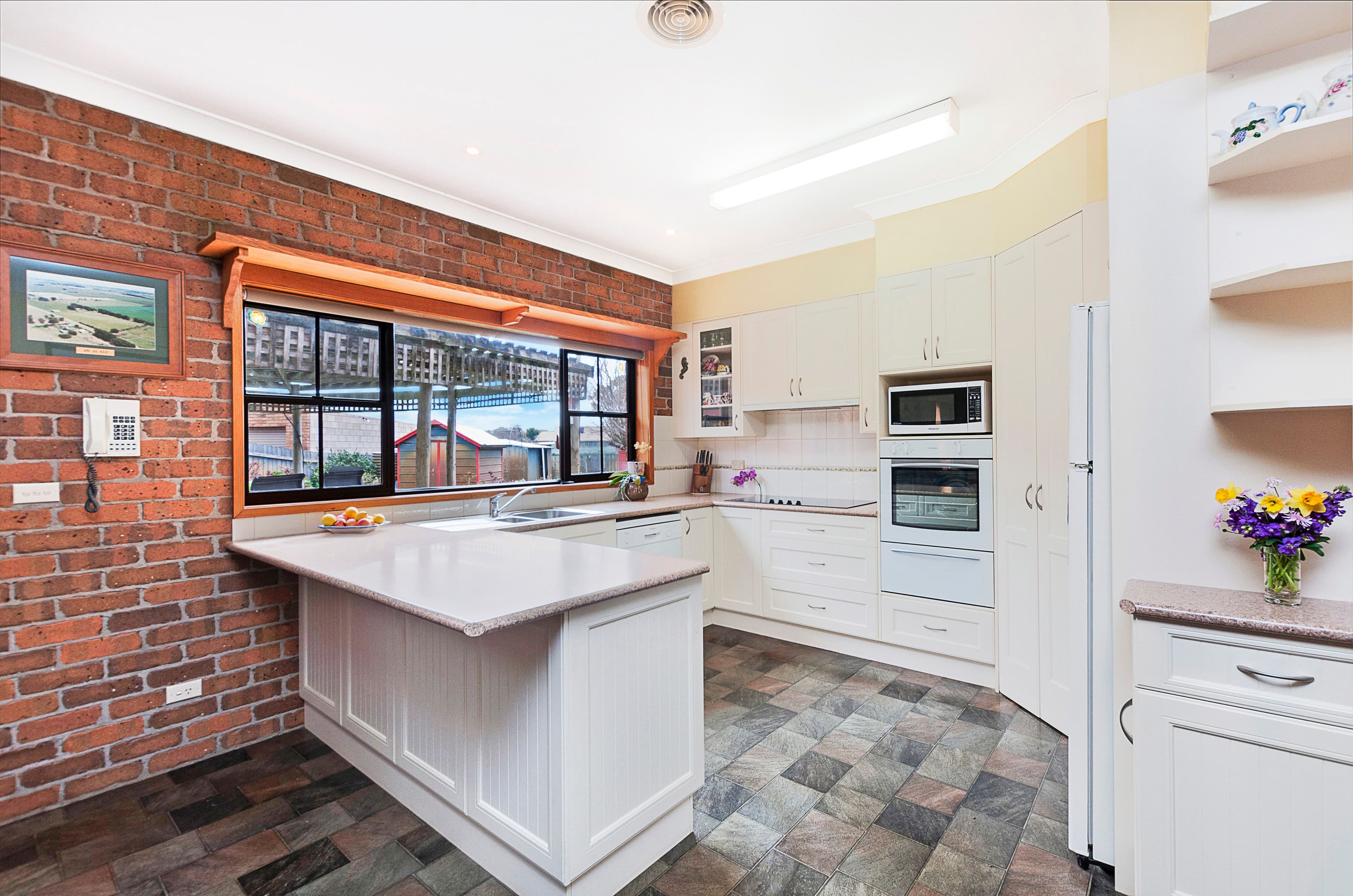 8 Truro Court, Warrnambool VIC 3280, Warrnambool - Thumbnail 3