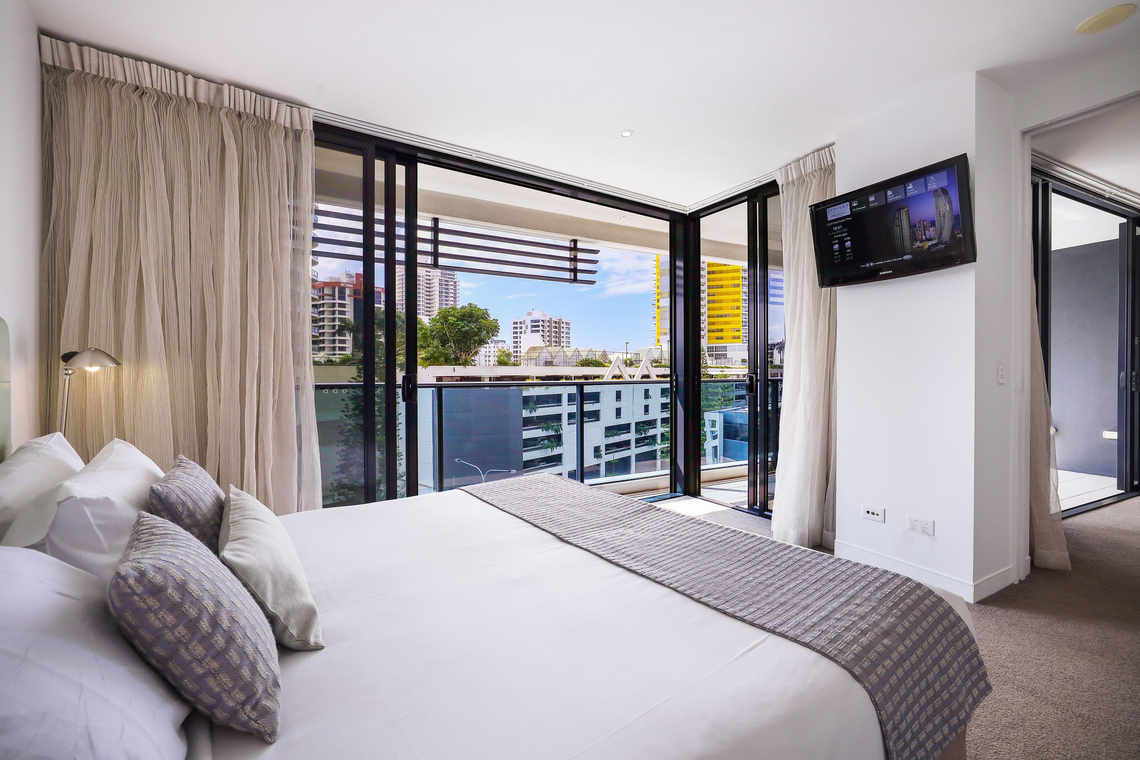 21 Elizabeth Avenue 'The Oracle', Broadbeach QLD 4218, Broadbeach - Thumbnail 5