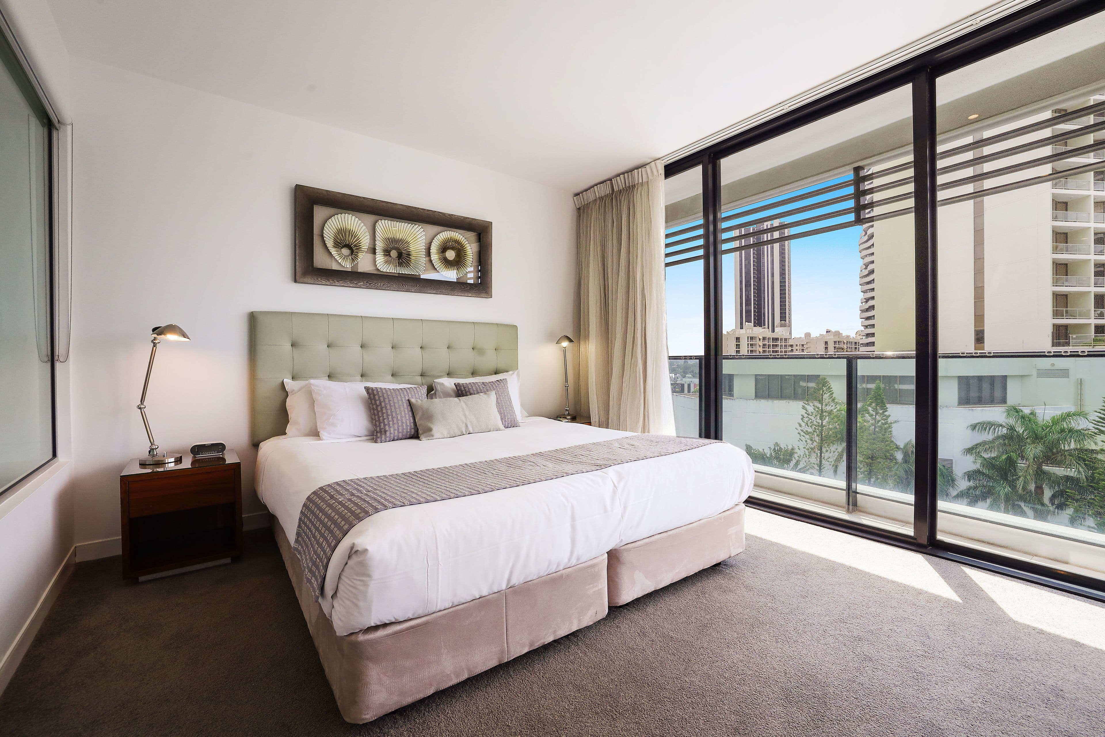 21 Elizabeth Avenue 'The Oracle', Broadbeach QLD 4218, Broadbeach - Thumbnail 6