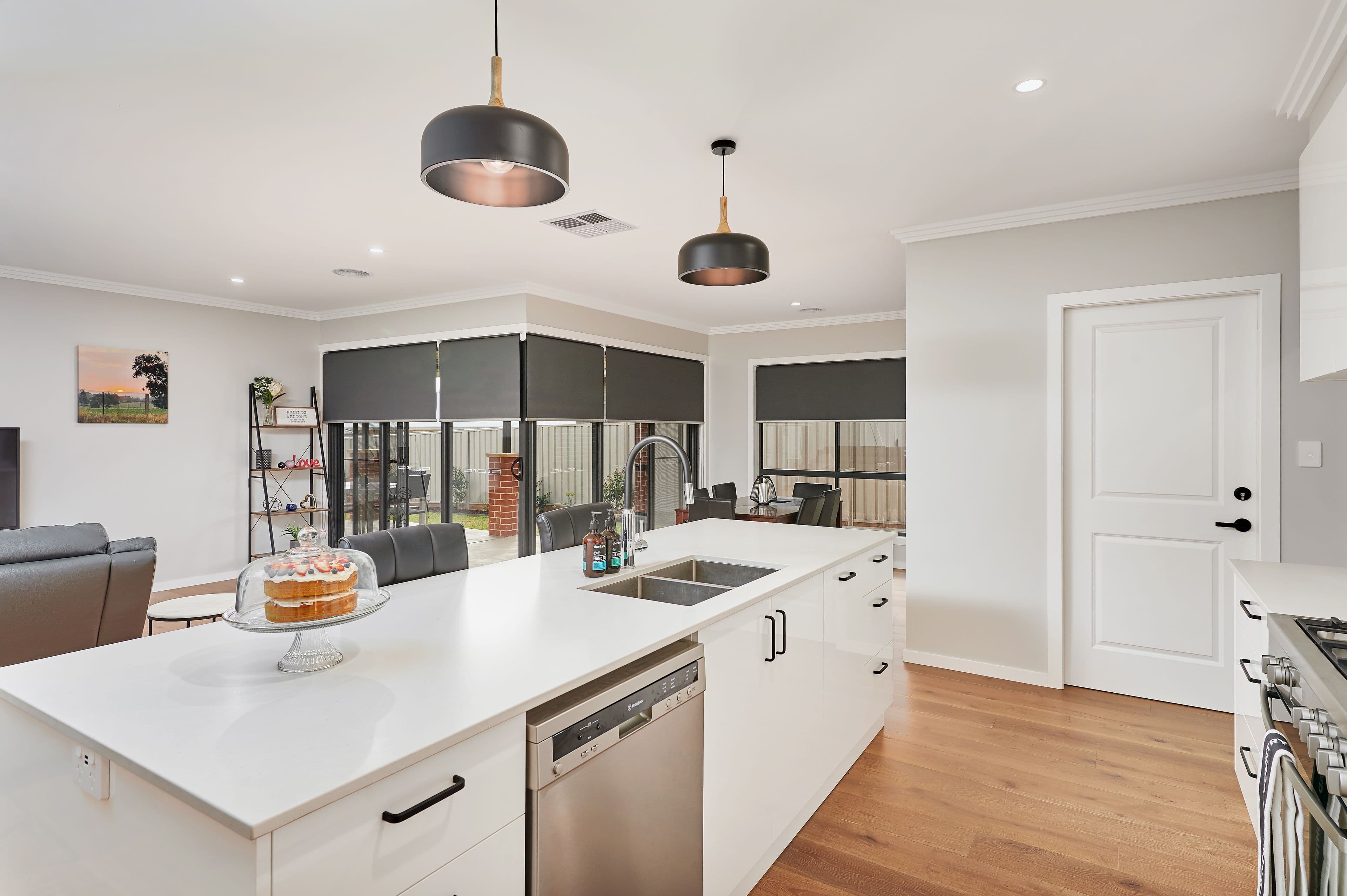 44 Paradise Drive, Gobbagombalin - Thumbnail 4