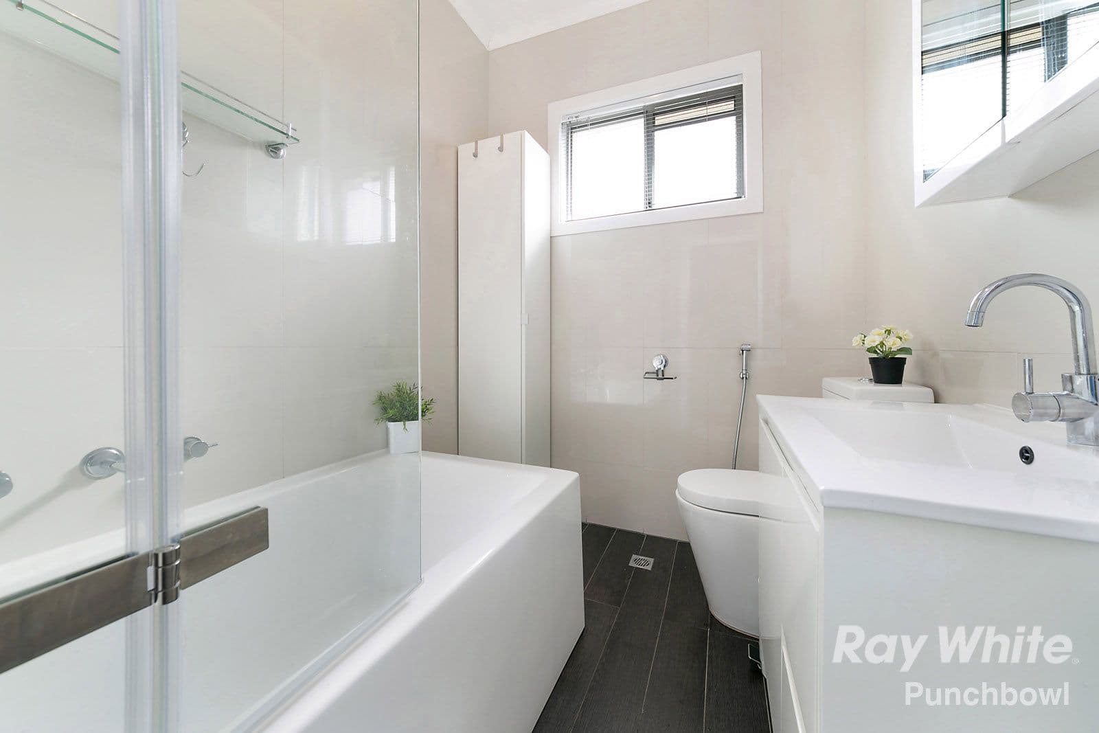 9 Pratten Lane, Punchbowl - Thumbnail 6