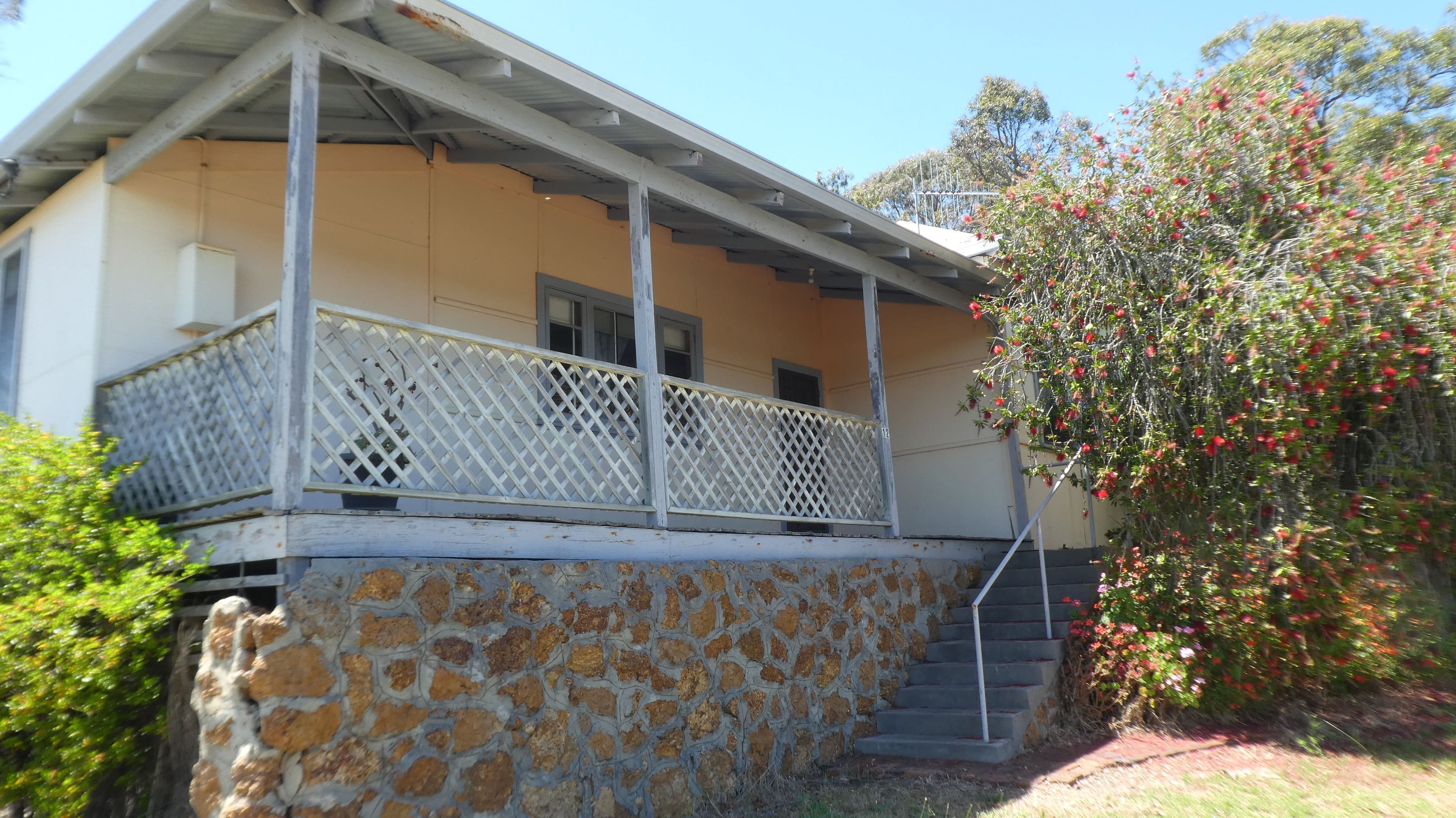 12 Hassell Street, Mount Barker WA 6324, Mount Barker - Thumbnail 2