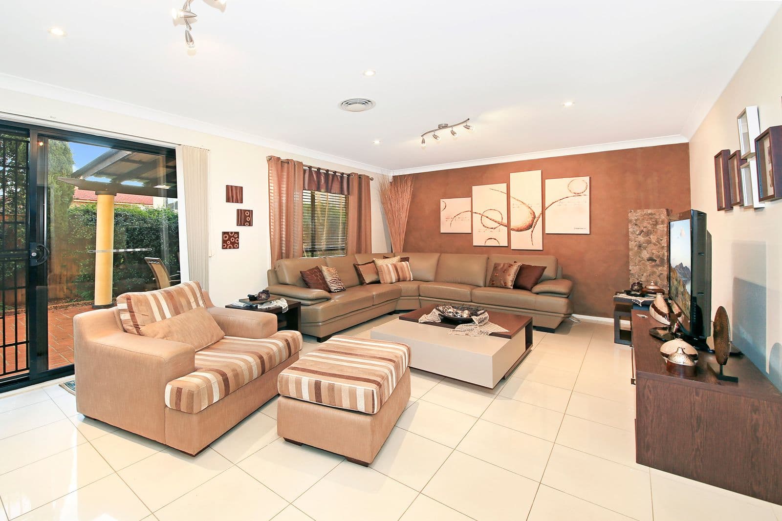 104 Chepstow Drive, Castle Hill NSW 2154, Castle Hill - Thumbnail 4