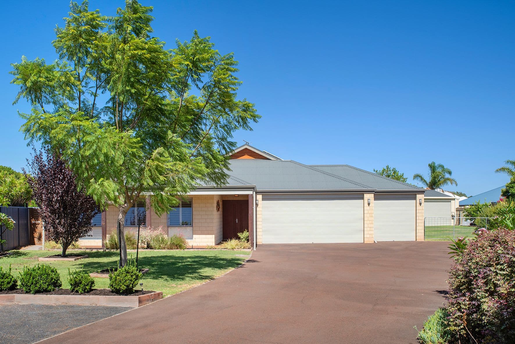 9 Esperia Close, West Busselton WA 6280, West Busselton - Image 1