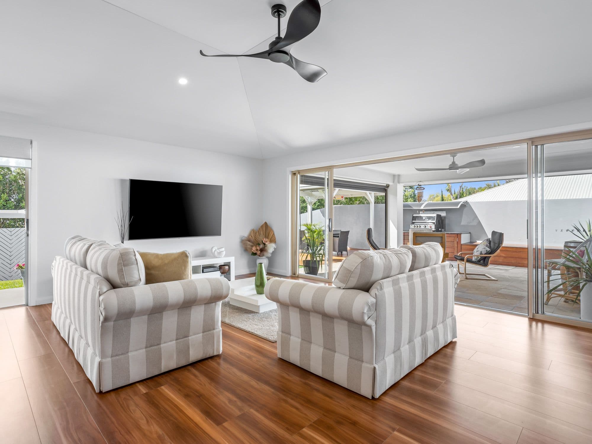 11 Stormvogel Court, Coomera Waters QLD 4209, Coomera - Thumbnail 8