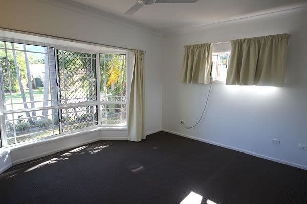 242 Robert Road, BENTLEY PARK QLD 4869, Bentley Park - Thumbnail 7
