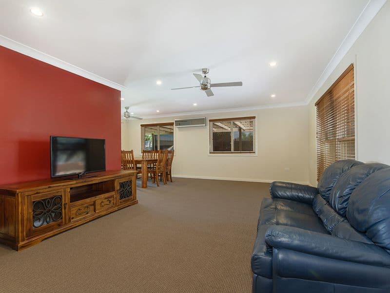 64 Highfield Drive, Merrimac QLD 4226, Merrimac - Thumbnail 6