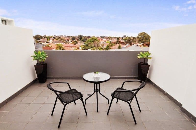 1 Cooks Avenue, CANTERBURY NSW 2193, Canterbury - Thumbnail 4
