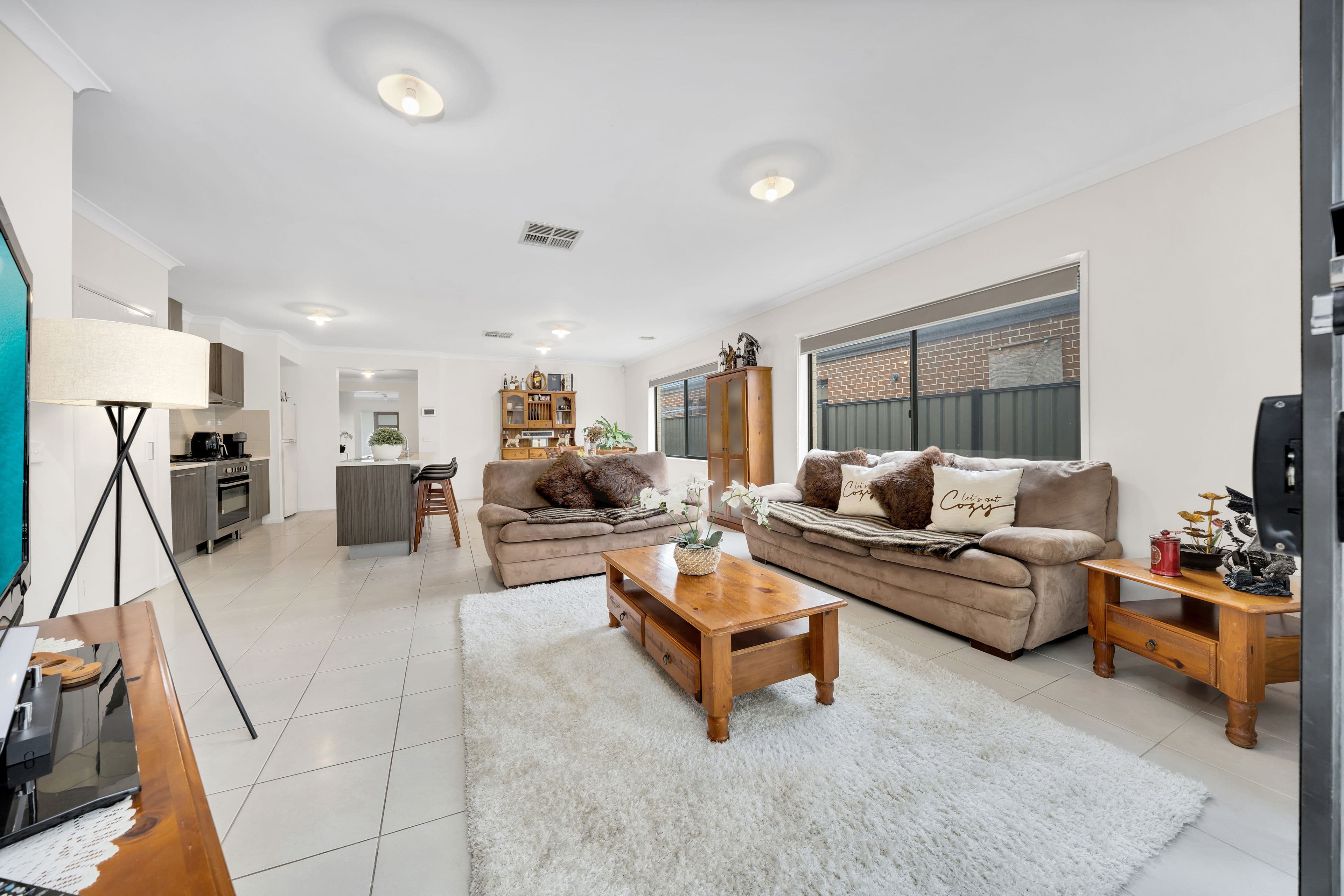 5 Clyde Road, Mernda VIC 3754, Mernda - Thumbnail 4