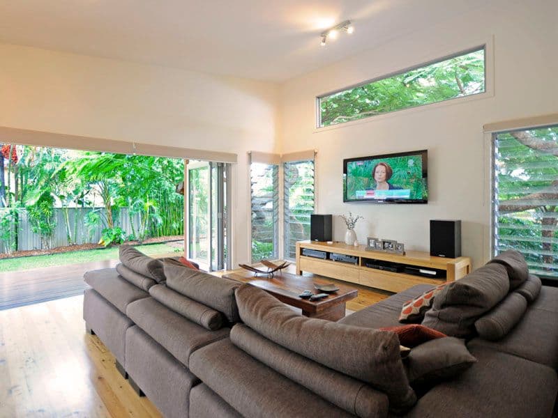 9 Mokera Avenue, PALM BEACH QLD 4221, Palm Beach - Thumbnail 4