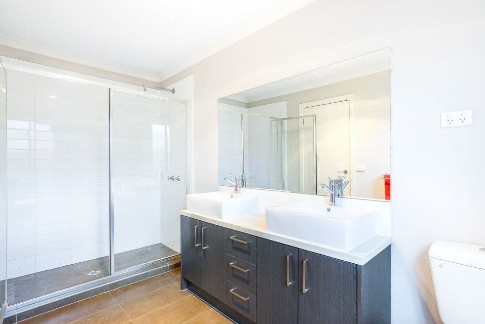 14 Kingbird Avenue, Tarneit VIC 3029, Tarneit - Thumbnail 8