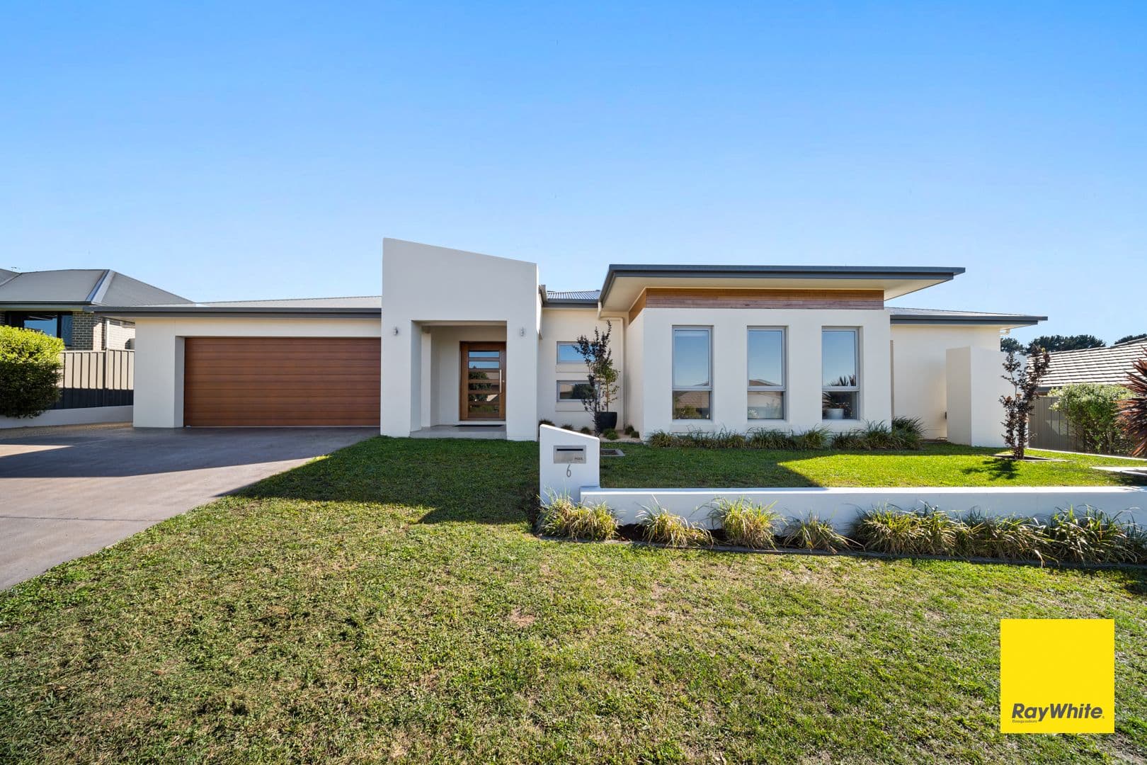 6 Flynn Place, Bungendore NSW 2621, Bungendore - Image 1