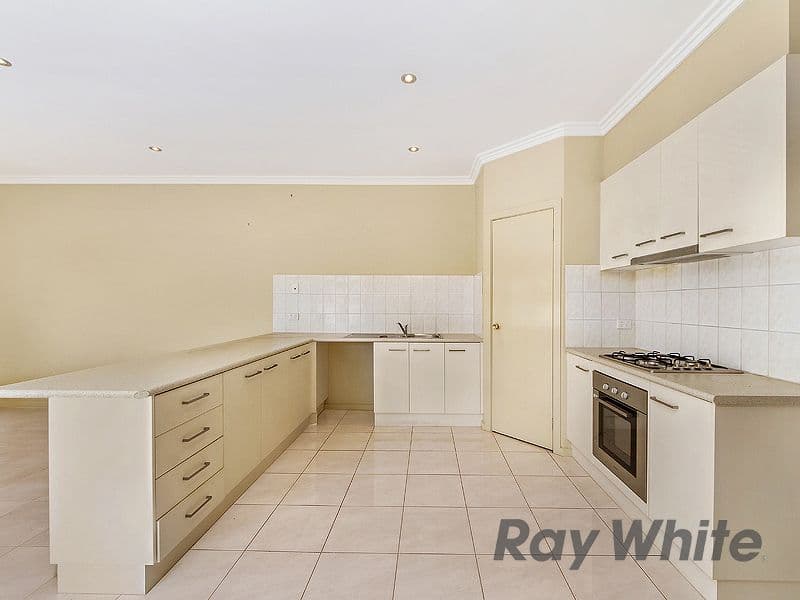 8 Greenstead Way, Cairnlea VIC 3023, Cairnlea - Thumbnail 3
